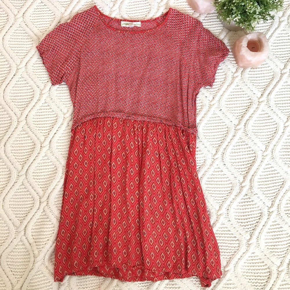Pattern Dress - Picture 2 of 3